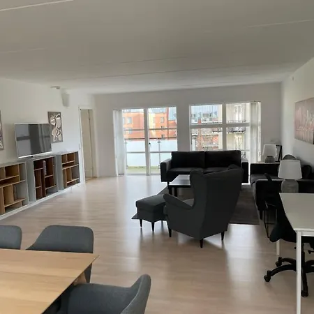Lux Apartment, 2 Full Bathrooms